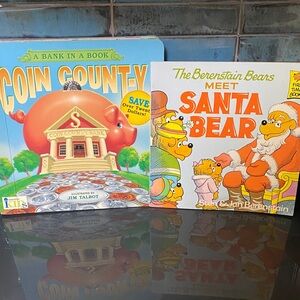 VINTAGE- Coin County and Berenstain Bears Book Set